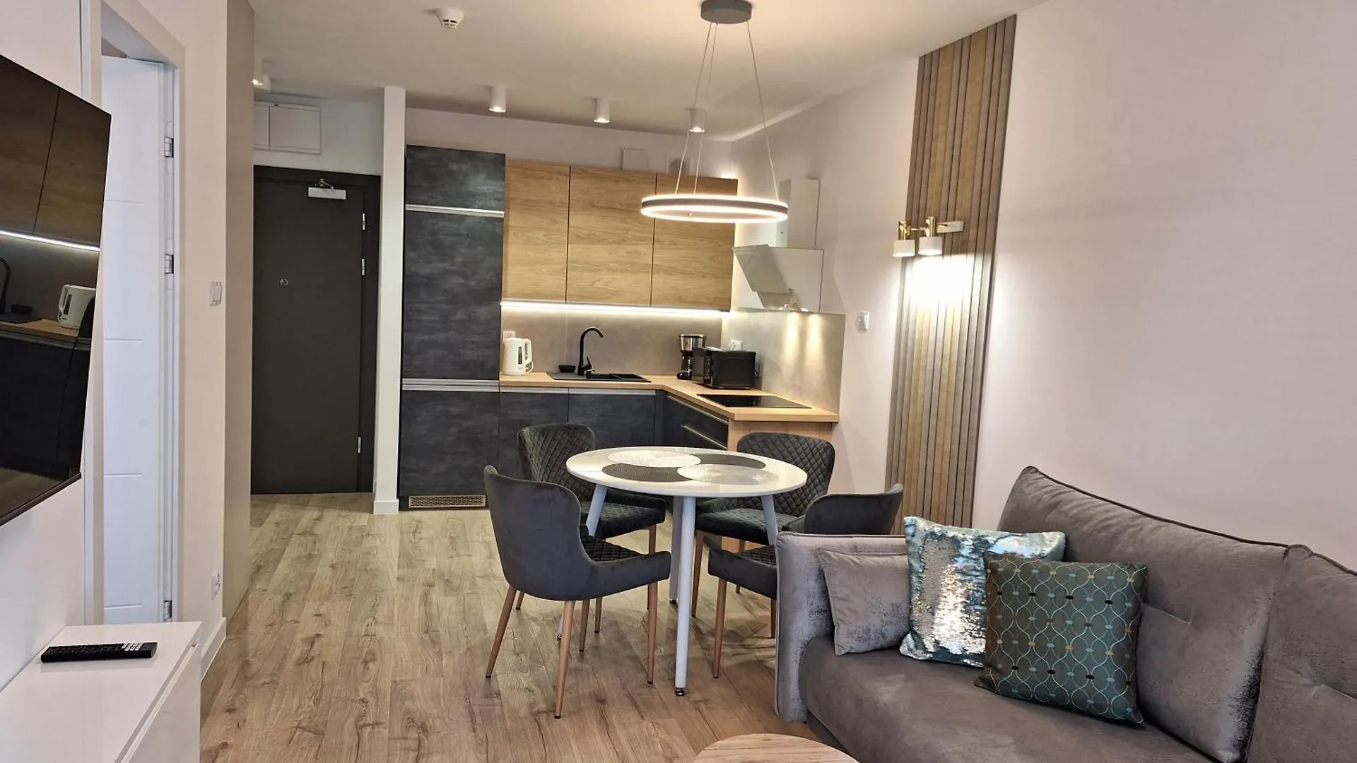 Modern White Kollataja 7A Apartment Kolobrzeg 0*,  Poland