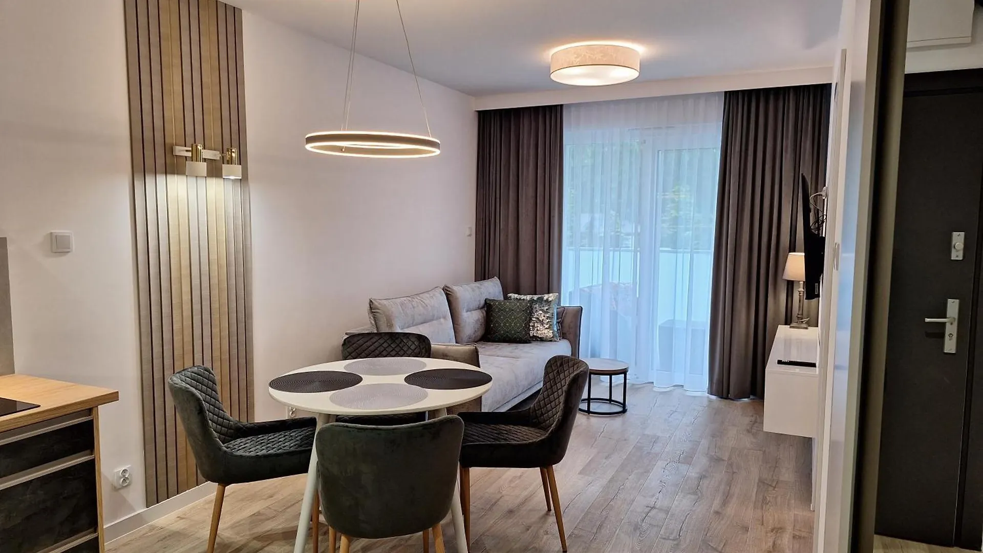 Modern White Kollataja 7A Apartment Kolobrzeg Poland