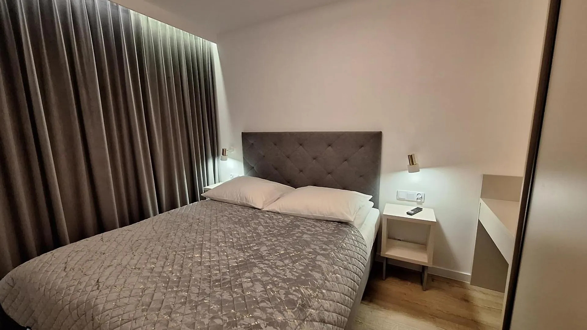 Modern White Kollataja 7A Apartment Kolobrzeg Poland